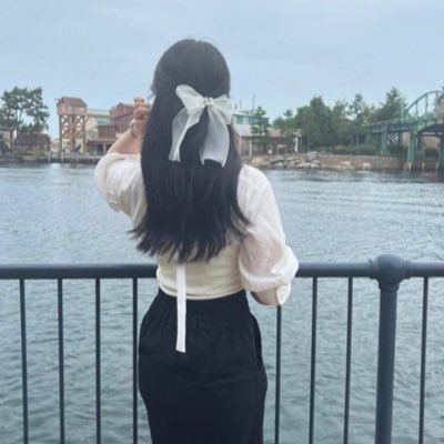 Crystal11561564's profile picture. 普段は真面目に社会人してます🐱24歳