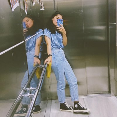 ValeriaAsenci10's profile picture. R.E.S.I.L.I.E.N.C.E