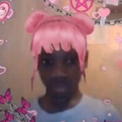 Deni754821445's profile picture. 