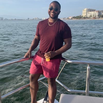 UriahOnFiya's profile picture. I could go for a nap...