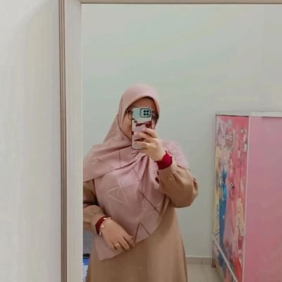 syiqinje's profile picture. ‏‏‏‏‏‏Be grateful , More thankful