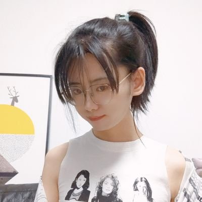 sissykirari's profile picture. 🔞NSFW，防止迷路@sissyzhiai 魔都男娘，乖乖女｜研究生在读，线下学术交流请私信😏不卖视频不接定制不接诈骗转推｜照片不高P，只分享真实的自己，170cm/50kg