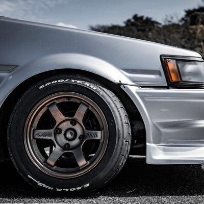EAGLESHOP861's profile picture. 小さな町工場の小さな整備士のボヤキ///少しダークな呟き多め///【車系のYouTube】は至って真面目に配信中！ https://t.co/SSG0CVaXD8