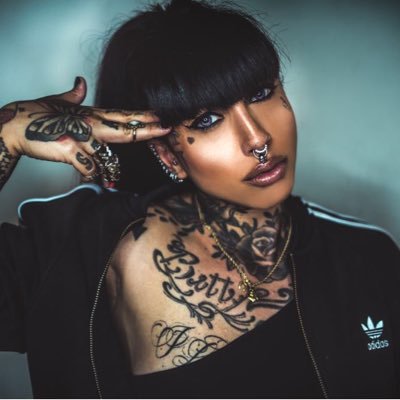 Professional Hip Hop Dancer • ✨ Wild Queen • Alternative Model • Booking: vivalabettyit@yahoo.it • October 26