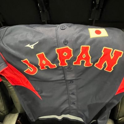 東京都在住 野球・グルメ（主にラーメン）✊プロ野球はジャイアンツファン⚾️ お気軽にフォローお願いいたします🤲 2023年さんじ100杯🍜