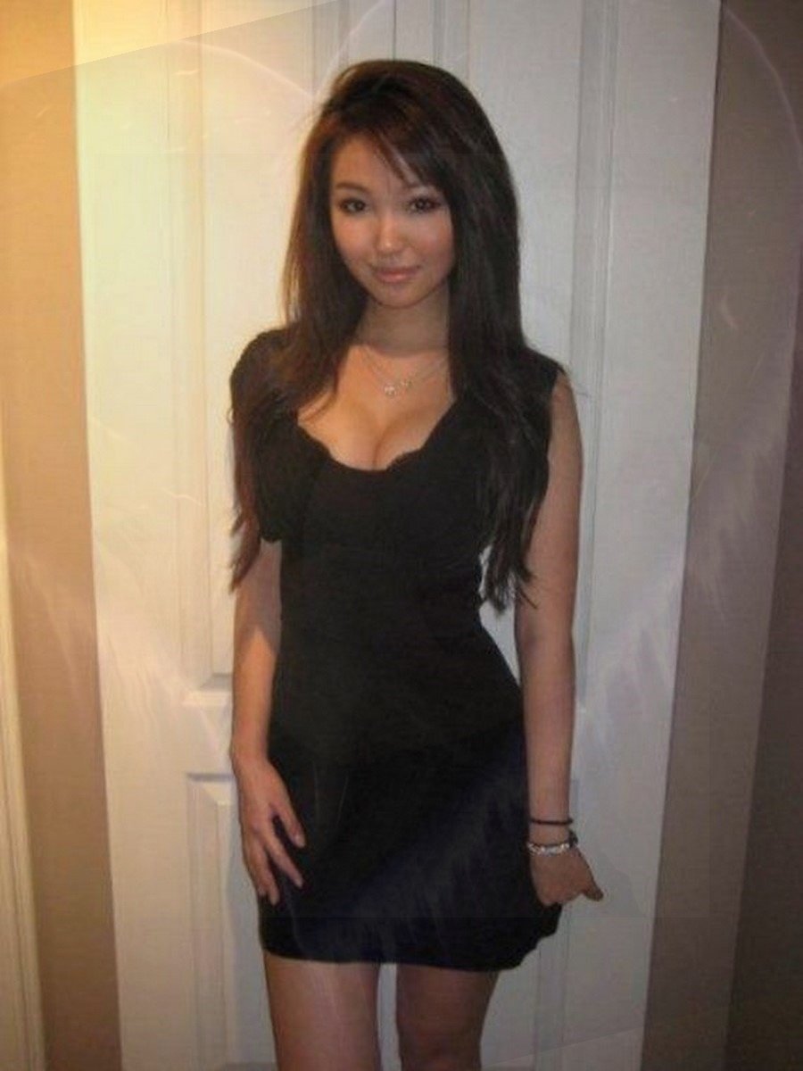 SarahSh81218660's profile picture. 猫の額 #hate