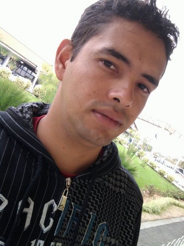 rafinha1611's profile picture. me segue ai galera seguirei todos de volta...