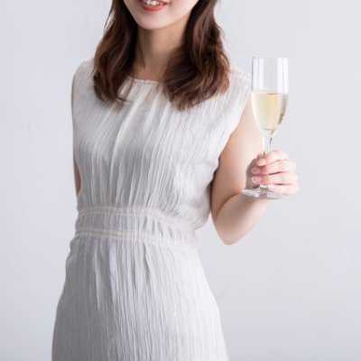 【在宅で夫の月収の5倍稼ぐ妻】ネットビジネスでなかなか稼げなかったマックのアルバイト主婦が月に100万円万円を稼いだ仕組み化の方法をお教え致します
私の様に現状を変えたいと考えている人を無料で応援してます