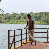 Saumitra (@saumshinde) 's Twitter Profile