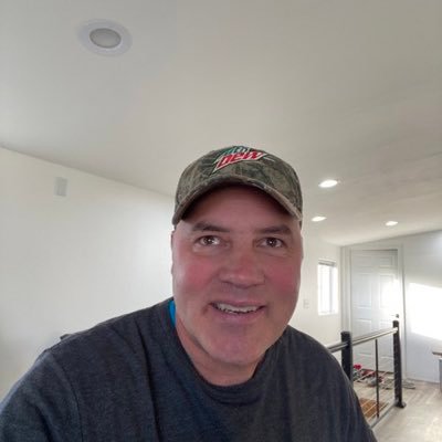 dklitzke1961's profile picture. basketball, 24/7. Grandpa to @avalynalbrecht