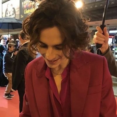 hoisthecoloursx's profile picture. #1 qui-gon jinn stan // fan account