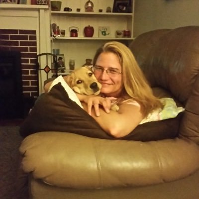 mrobi07's profile picture. Mother, wife and conservative