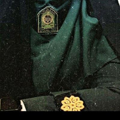 يَا أَيُّهَا الَّذِينَ آمَنُوا اذْكُرُوا اللَّهَ ذِكْرًا كَثِيرًا.
ای کسانی که ایمان آوردهاید. خدا را بسیار یاد کنید.
پَنـٰاهِهَردلِتَنهـٰاچـِرانِمـٖے