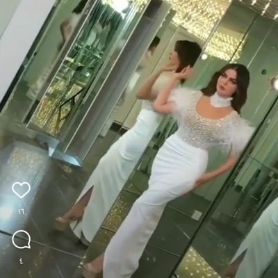 Name: Enas Lansari Age: 27 Specialization: Business Administration Emirates 🇰🇼 Dubai
The mistake is not to live a life we don't like, but the mistake is not
