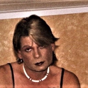 KyraDevot's profile picture. Transsexuelle Würzburg : Devot # Bondage uvm.👠👠🥰🥰Love+Live In einem Harem😊👡👡. Ring der „O‘“1984 nun🙏?gesucht.Suche Job bei Domina auf jeder Ebene Kfi.