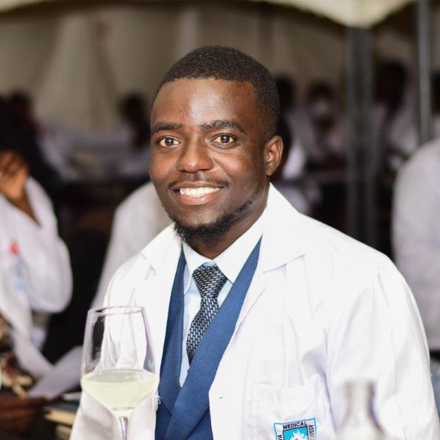 Congressman Kenyatta university school of medicine 2019/2020 KUSA||
Doctor in training -Bachelor of medicine and bachelor of surgery||God fearing||Chelsea fan