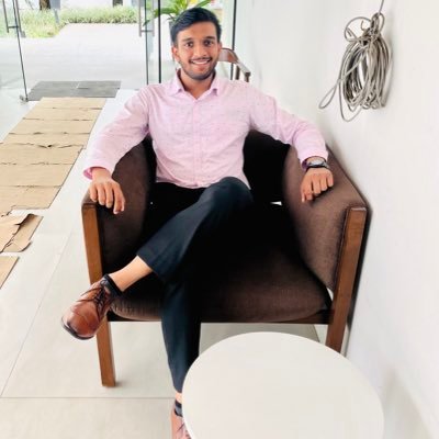 Shrikantraut98's profile picture. Let’s Decode 🌍