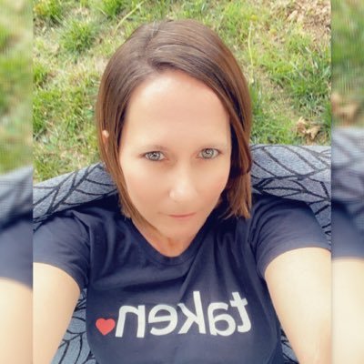 AngelaKonz's profile picture. Grey’s Anatomy loving good natured Alabaman living in a foreign state yelling “Roll Tide” around every Kansas corner, singing ooo da lolly golly what a day