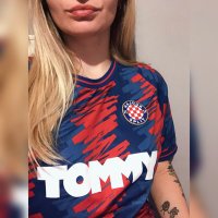 Nikolina (@_nnnnina_) 's Twitter Profile