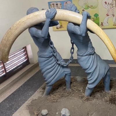 LeVersatil's profile picture. ‘Drapetomaniac’; Ephesians 6:5; Quem te mostrou esse caminho longo? Psalms 37:11; Psalms 137:4; Hidden Blue Checkmark😂😅.