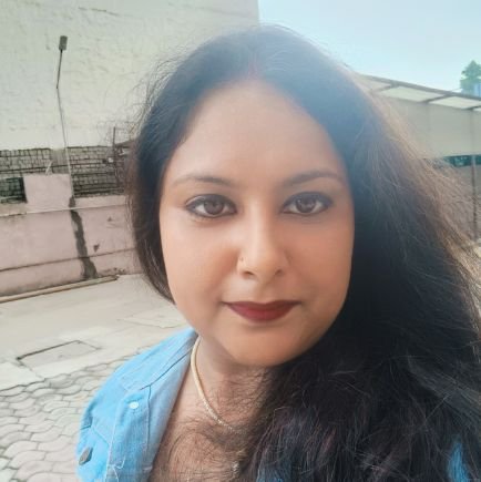 ritikasingh1's profile picture. #Indian 🇮🇳 by #heart and #Hindu🕉️ by soul,Positive Thinker,Poet, Influencer,Owner of 🌈 event management company.