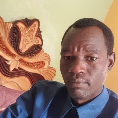@ناشط سياسي@سنطل نحفر على جدار الحقوق اما اخذنا حق ذاك المظلوم او متنا علي ذالك