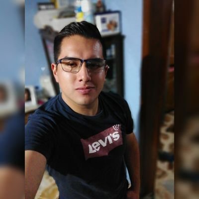 Carlos_Angel98's profile picture. DANNYBOY ♚