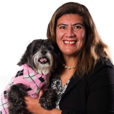 Akld Councillor, proud 2 rep Maungakiekie Tamaki,cool Aunty, PI woman proud, all 4 community.