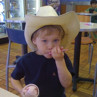 rebeccalivbrown's profile picture. 