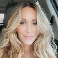 Karen Mauro(@iamKarenMauro) 's Twitter Profile Photo