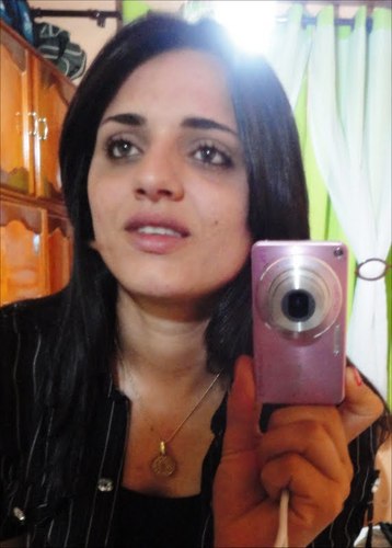 Nunca deixe que lhe digam que não vale apena acreditar nos sonhos que se tem ou que seus planos nunca vão dar certo ou que você nunca vai ser alguém....