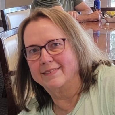 4GirlNana's profile picture. 