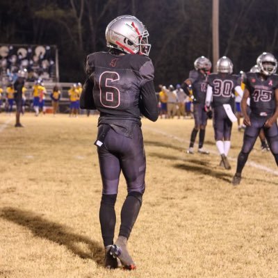 #jucoproduct DB @NWCC_football   Email: carlandocrump11@gmail.com