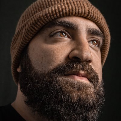 Michael Badalさんのプロフィール画像