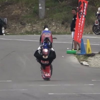 RZ250 乗らせて頂いてます