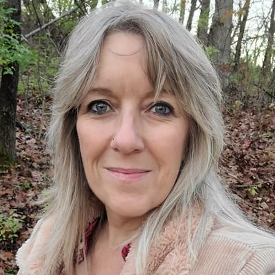 Melissa1Dreamer's profile picture. aka Melissa -- GW2 player - Paranormal Investigator - Metal Head🤘