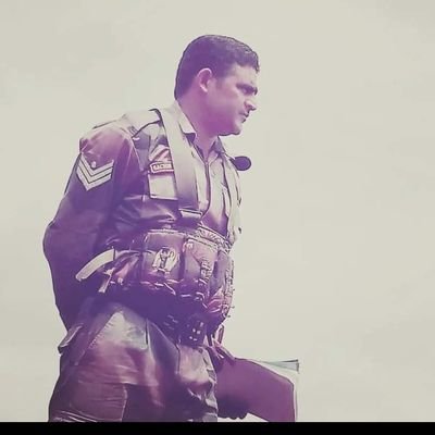I love my India. m proud to be a soldier 💓💓
Ex Serviceman
