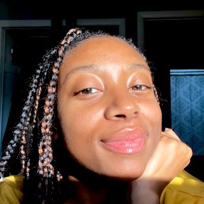 Excuse me while I have a conversation with myself 💭 IG: ___merraaa