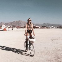 . (@constances) 's Twitter Profile