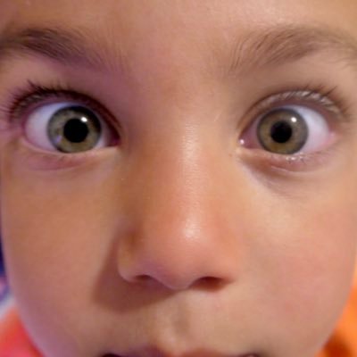 vlmora's profile picture. 