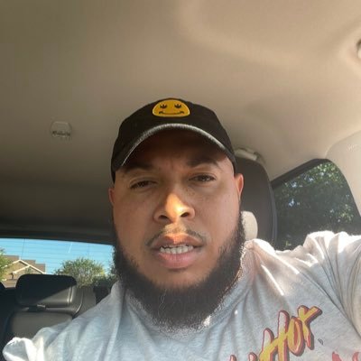 Im a young Black man tryna live his dream and raise my family the right way!!!! Proud Father