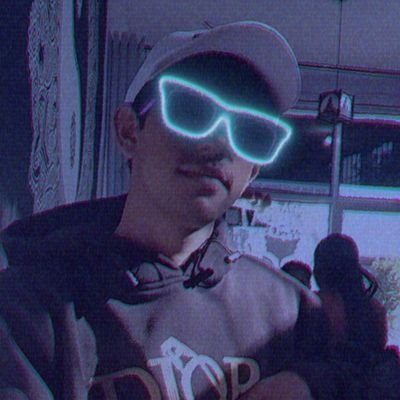 thakur_sahab696's profile picture. Software Engineer,  ReactJS | NextJS | Tailwind | AWS | CI/CD

Problem Solving is Love ❤️
You Want it ? I develop it + I got cats 🐱