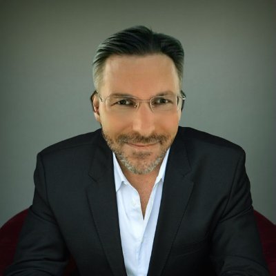 Global Business Influencer & Strategist | Author: 118 business handbooks | Owner: Wall Street Publishing Co. with 100+ magazines | 10-31 million monthly readers
