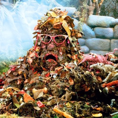 chicknstripdiet's profile picture. 