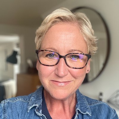 lisajjohnson's profile picture. 