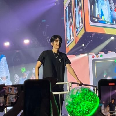 mangobns's profile picture. funding and supporting mango’s shopaholic needs || expect late replies || feedback: #mangojwonfeedback