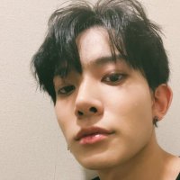 d (@louvlyhee) 's Twitter Profile