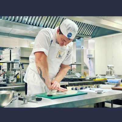 🧑🍳 Chef Owner @elementsgla ✍🏻 @heraldscotland Weekly columnist 👨🏼🍳 NCOTY Finalist 21/22🪴 Garden enthusiast