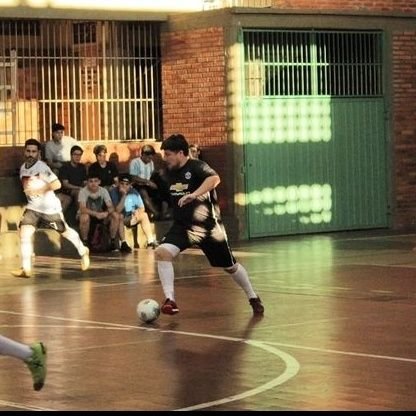 Nacido en Asunción... Olimpista #37388, futbolero, airsofter y Padre de Benja y Martin 😍😍