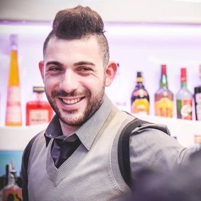 su di me c'è poco da dire e sinceramente mi secca anche scrivere!!!.... Rompo i coglioni alla gente #sapevatelo
